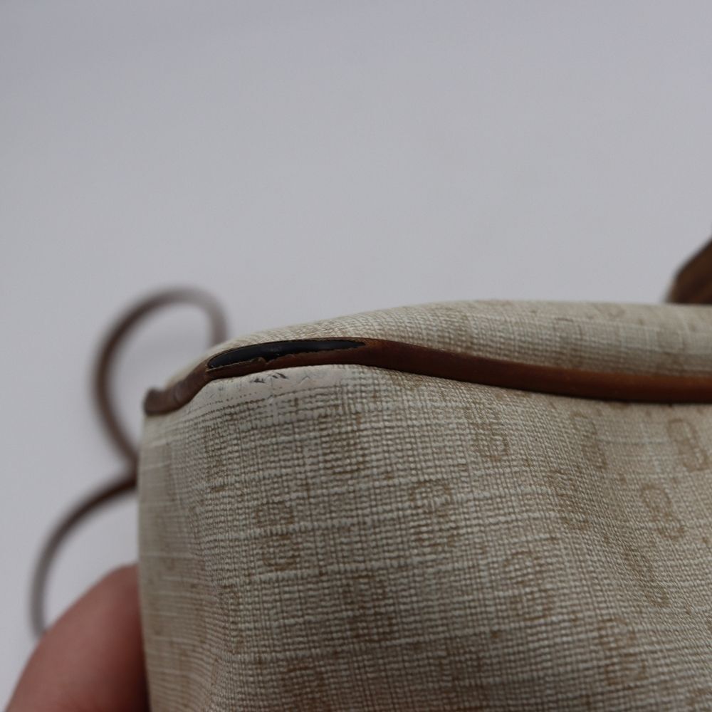 Gucci Vintage Micro GG Monogram Coated Canvas Crossbody Handbag - Picture 10 of 16